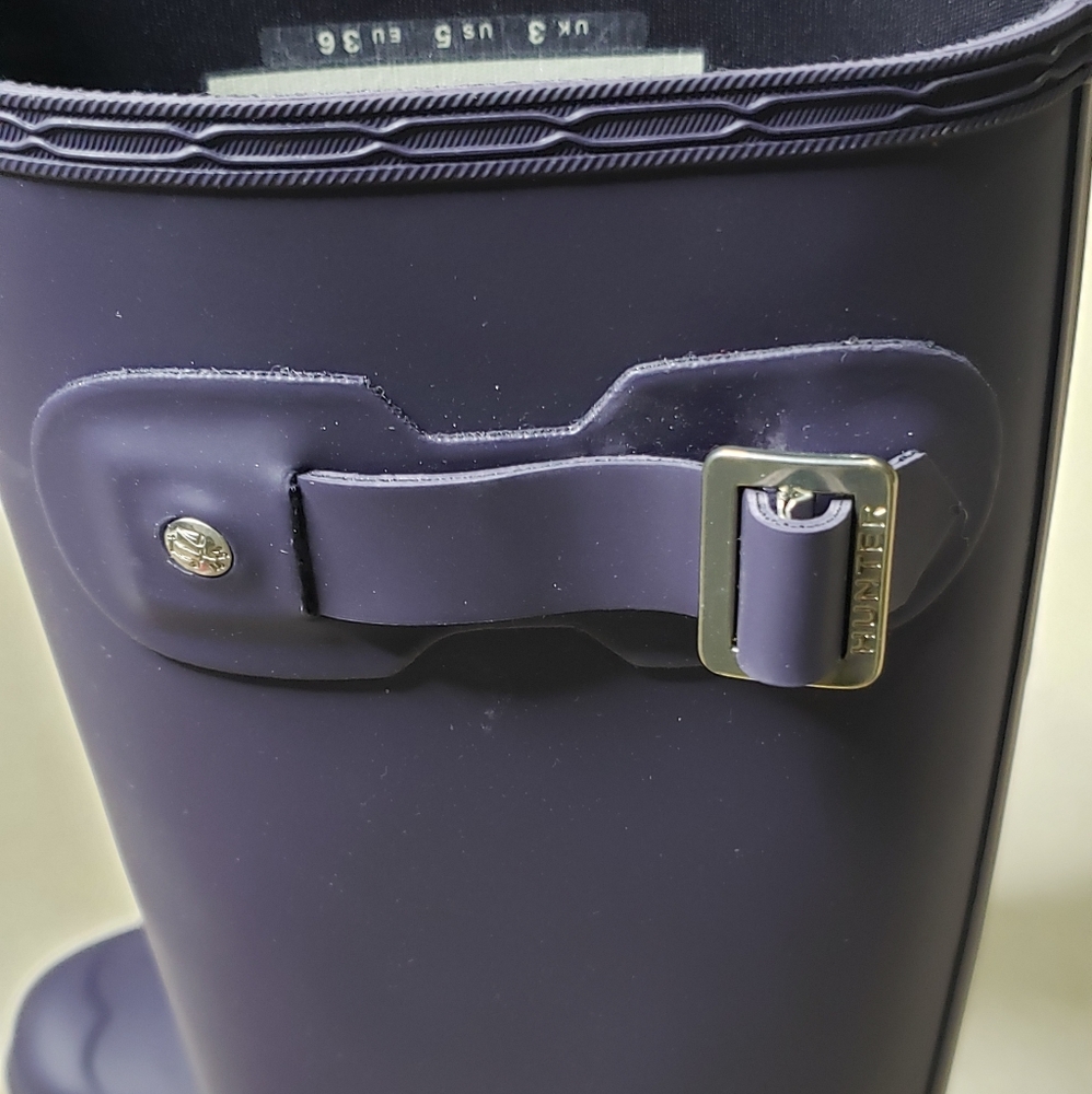 Hunter Original Tall Waterproof Rain Boot purple sz (5) MSRP $160 NEW - Picture 13 of 13